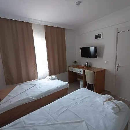 Otelia Konukevi Ayvalı